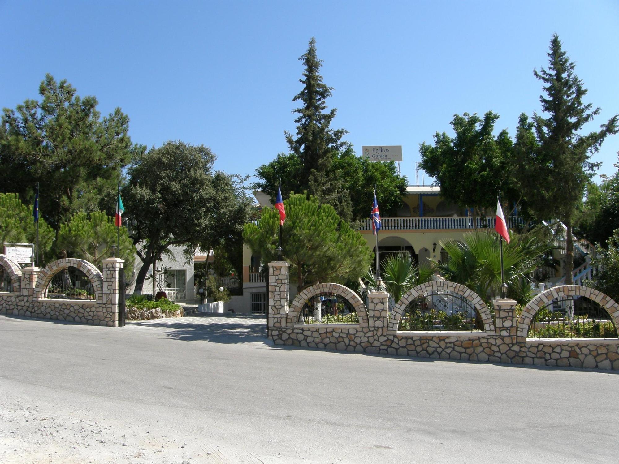 Pefkos Garden Hotel Pefki Exterior foto